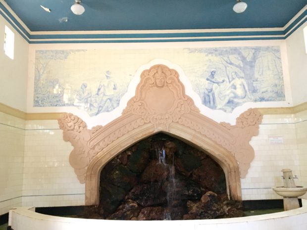 Interior da Fonte Dona Beja