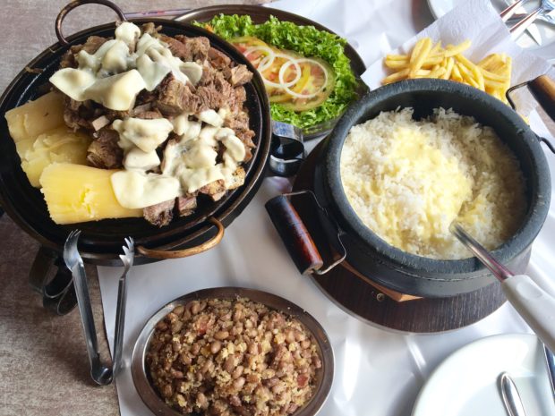 Costela à moda do Restaurante Costelão