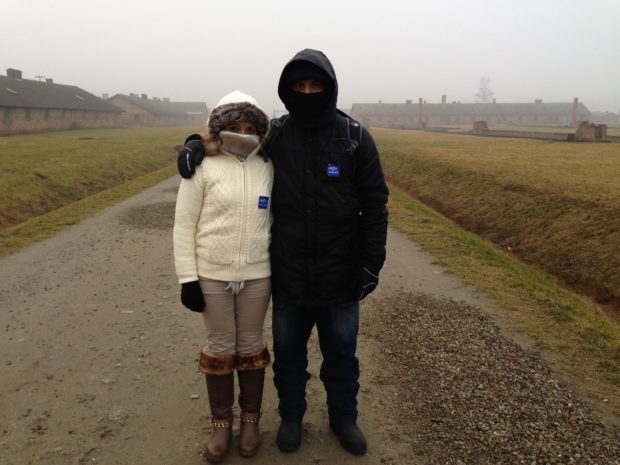 Nós dois - Uma Visita a Auschwitz-Polônia