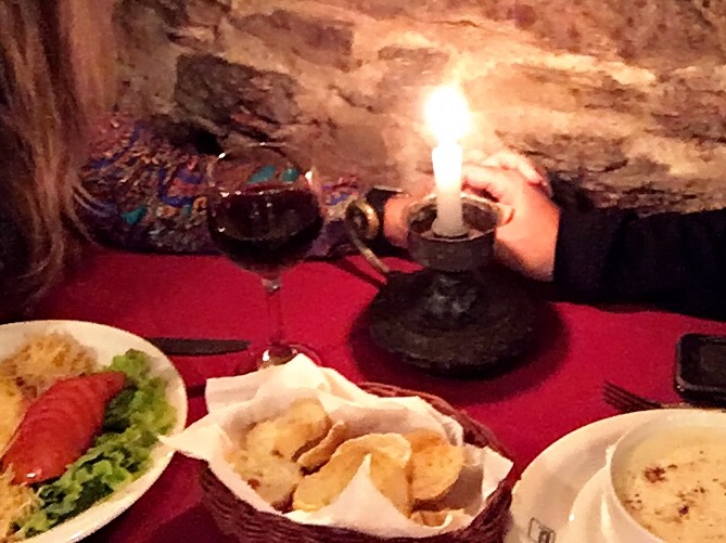 Jantar a luz de vela