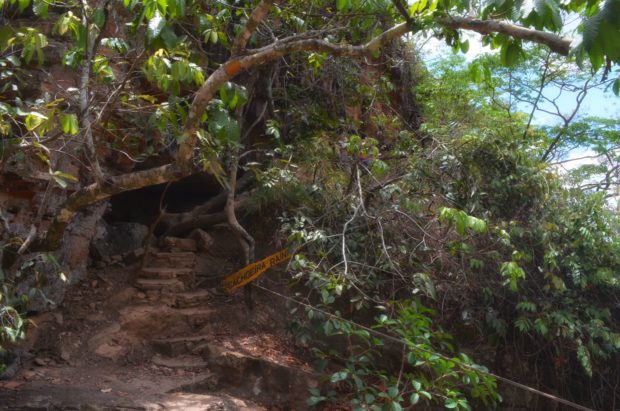 Caminho para a Cachoeira Rainha na Chapada Imperial