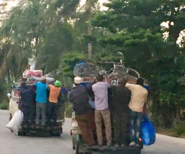 Dalla-Dalla - Transporte em Zanzibar