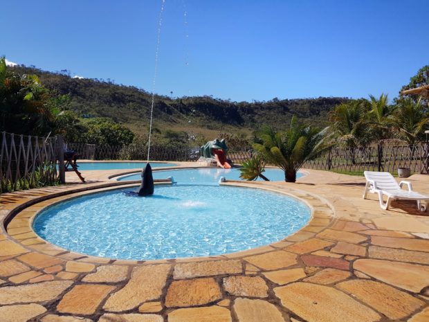 Piscina no Salto Corumbá