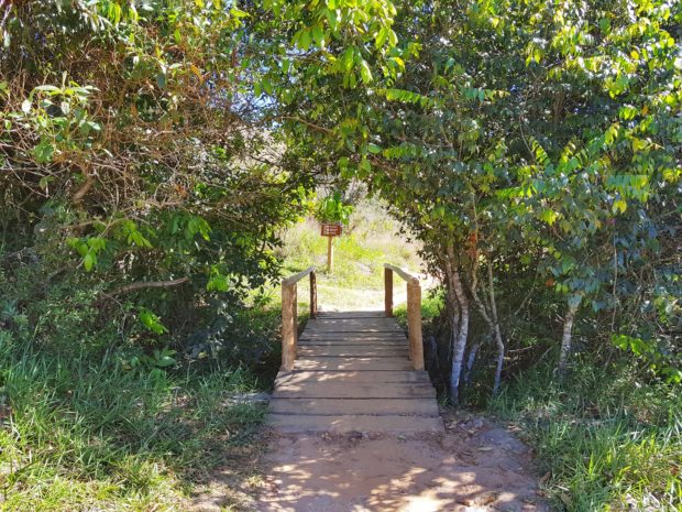 Trilha para a Cachoeira Salto Corumbá