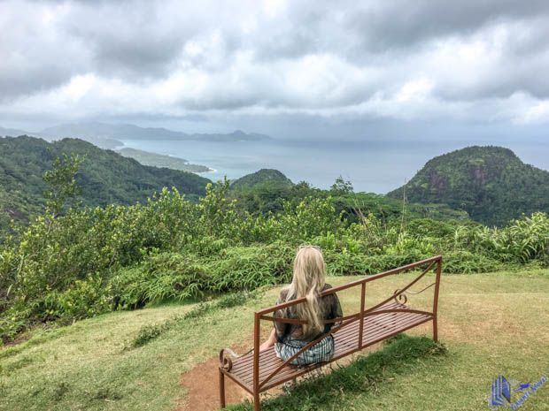 Vista panoramica Le Sans Soucis em Mahe-Seychelles Vista panoramica Le Sans Soucis em Mahe-Seychelles