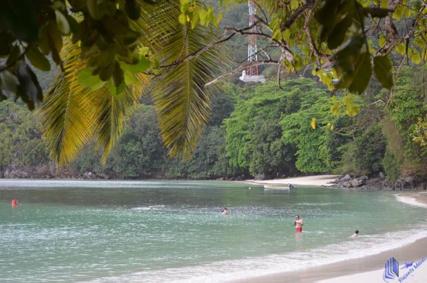 Praia em Mahe - Seychelles Praia em Mahe - Seychelles