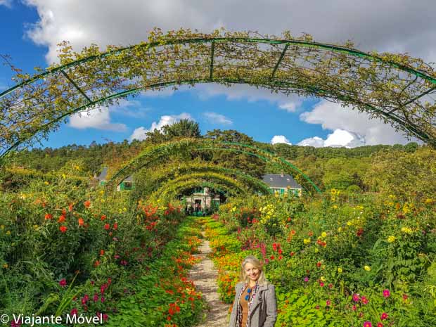 Jardim Clos Normand na casa de Monet em Giverny na França