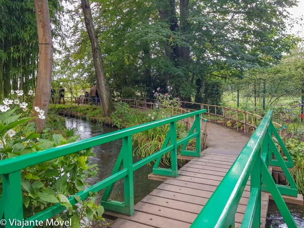 Jardim de água na casa de Monet em Giverny na França
