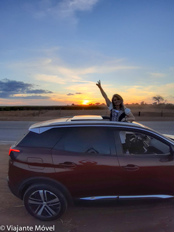 Por do sol Na estrada numa Viagem de carro