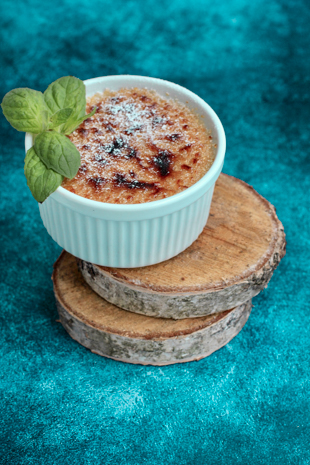 Creme Bruleé : gastronomia francesa que você precisa provar em Paris