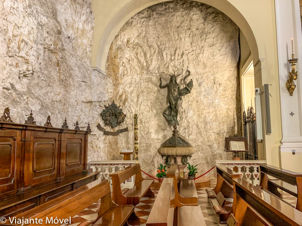 Santuário Madonna della Corona, Itália – incrível igreja encravada na rocha