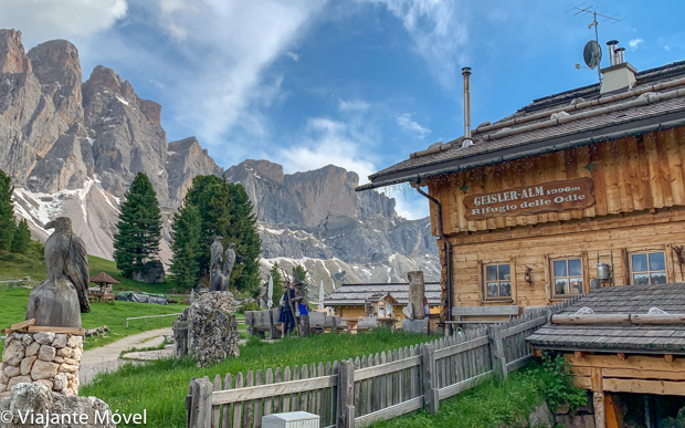 Conheça o incrível Geisleralm - Rifugio Delle Odle nas Dolomitas, Itália
